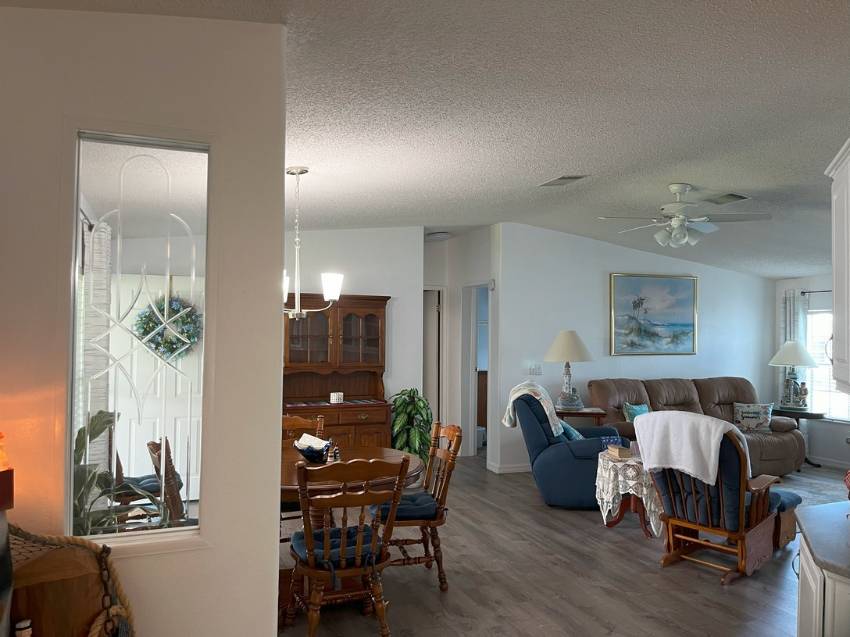 2408 Crooked Stick Drive a Winter Haven, FL Mobile or Manufactured Home for Sale